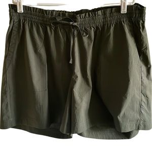 Sol Paperbag Elastic Waist Khaki Green Shorts Size XXL